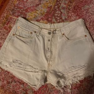 Levi’s light denim wash 501 shorts
